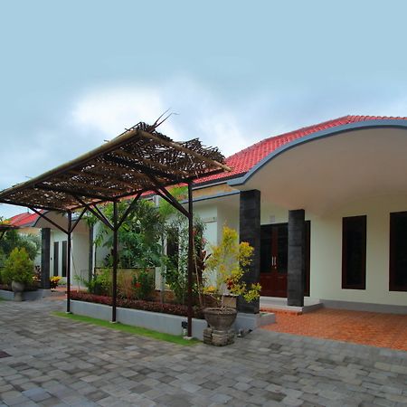 Alamanda Town House Denpasar  Bagian luar foto